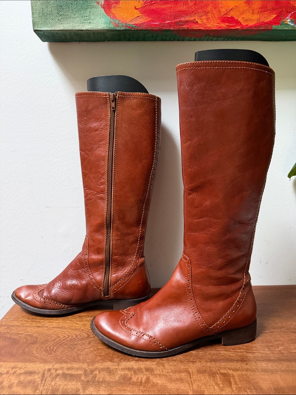 Women's Tall Flat Leather Boots in Chestnut 7.5 Equestrian